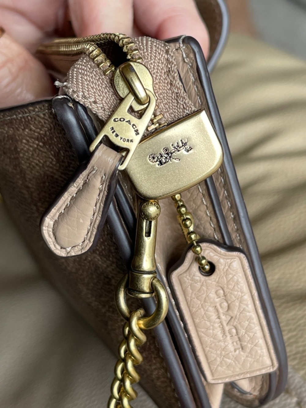 Coach Tan/Brown Signature Canvas Crossbody with Gold Chain - Picture 9 of 11